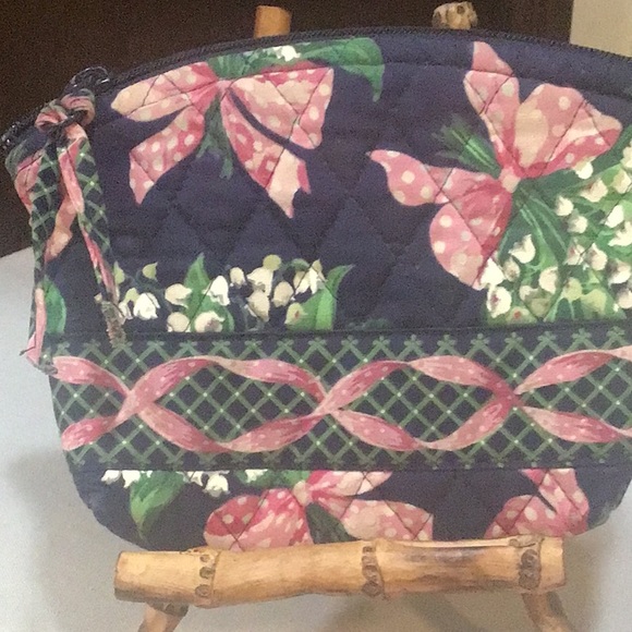 Vera Bradley cosmetics bag - Picture 2 of 7